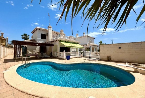 Revente - Villa - Orihuela Costa - La Zenia