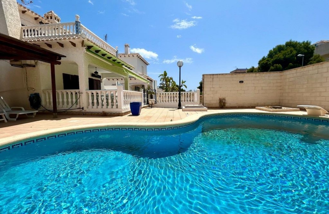 Revente - Villa - Orihuela Costa - La Zenia