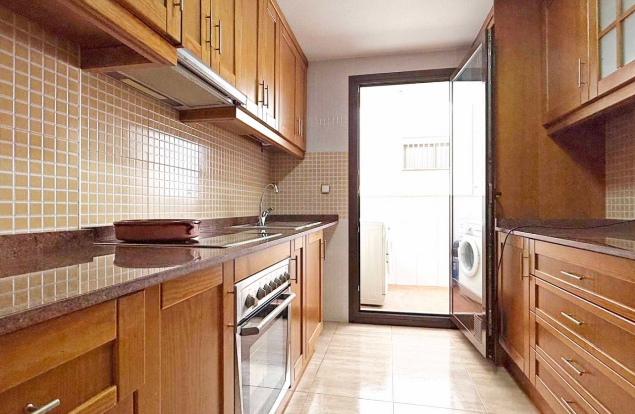 Resale - Apartment / flat - Torrevieja