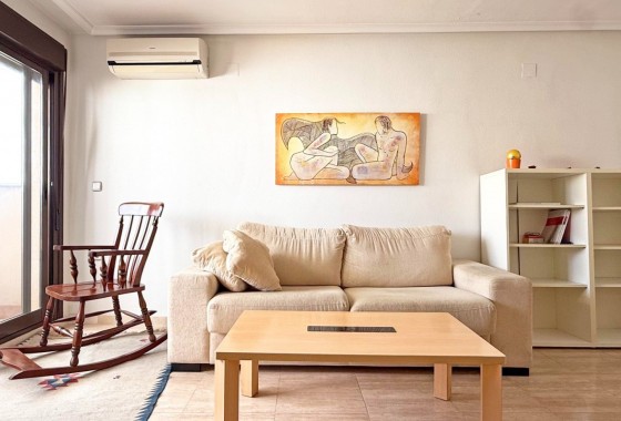 Resale - Apartment / flat - Torrevieja