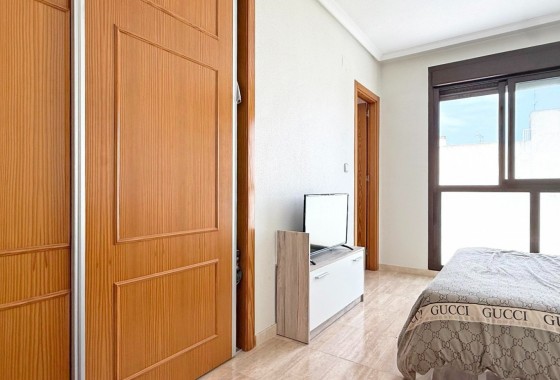 Resale - Apartment / flat - Torrevieja