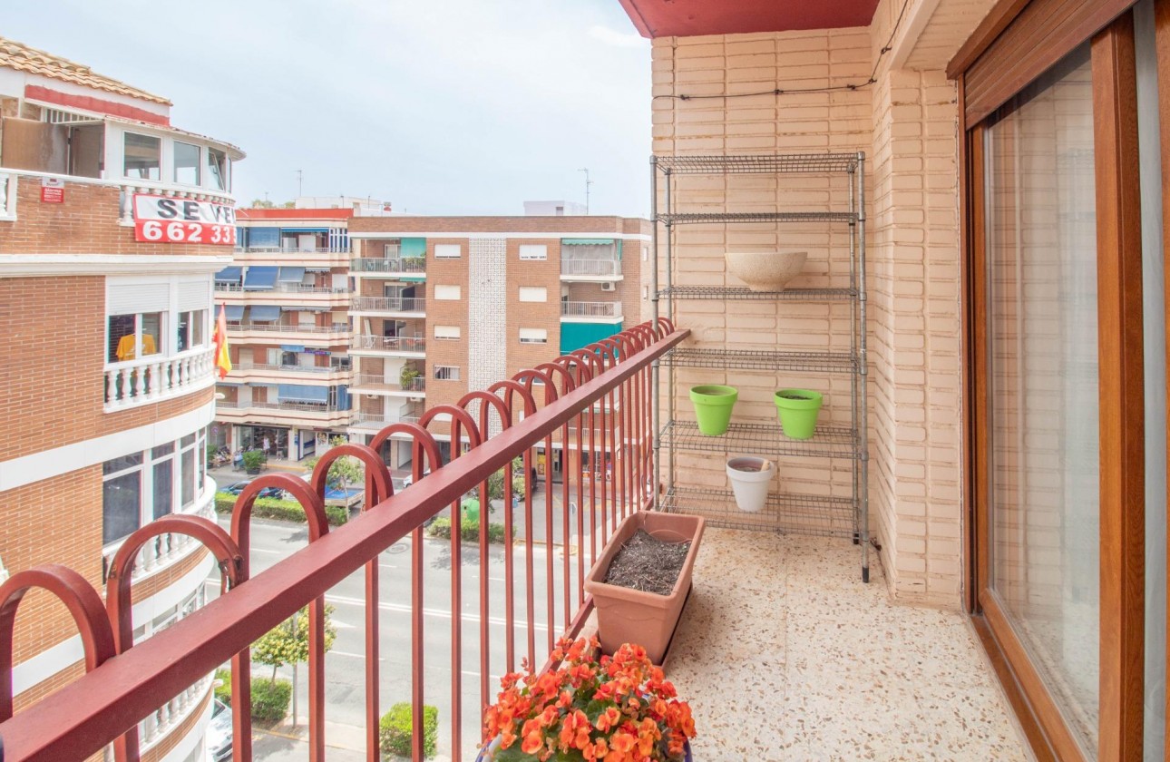 Revente - Appartement - Torrevieja - Acequion