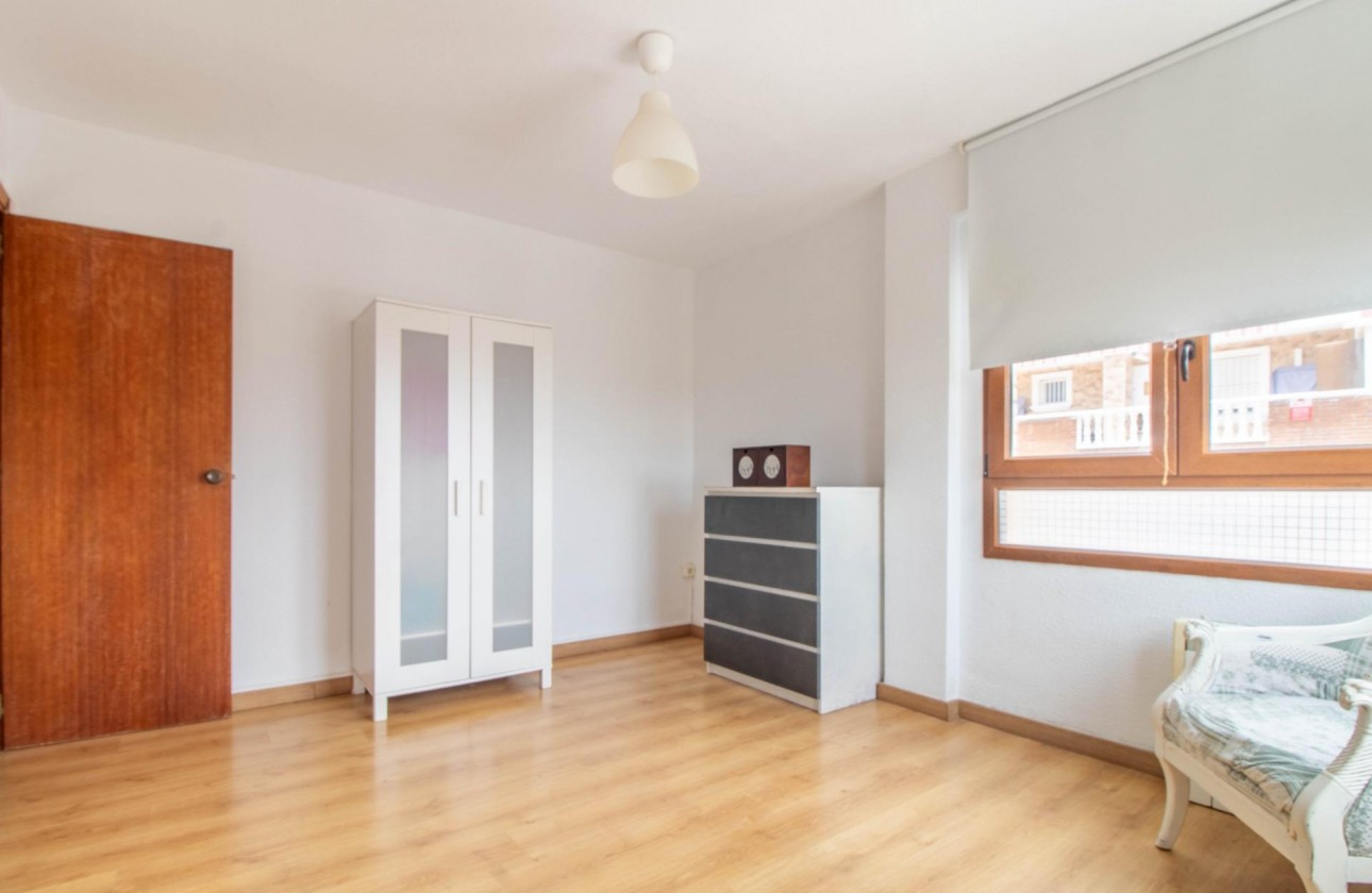 Revente - Appartement - Torrevieja - Acequion