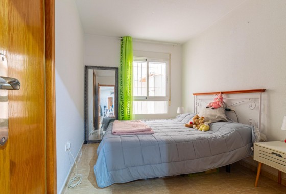 Resale - Apartment / flat - Torrevieja - Playa de los locos