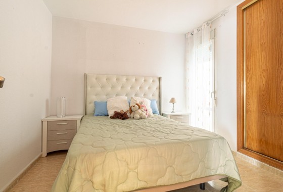 Resale - Apartment / flat - Torrevieja - Playa de los locos