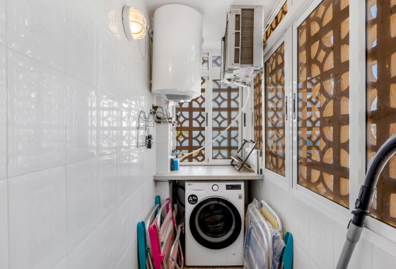 Reventa - Apartamento / piso - Torrevieja - Playa del cura