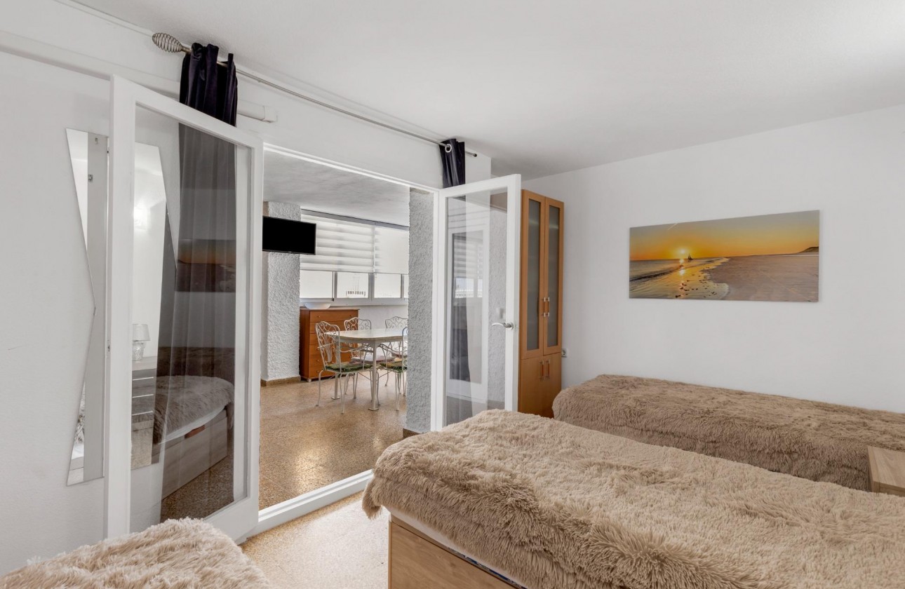 Reventa - Apartamento / piso - Torrevieja - Playa del cura