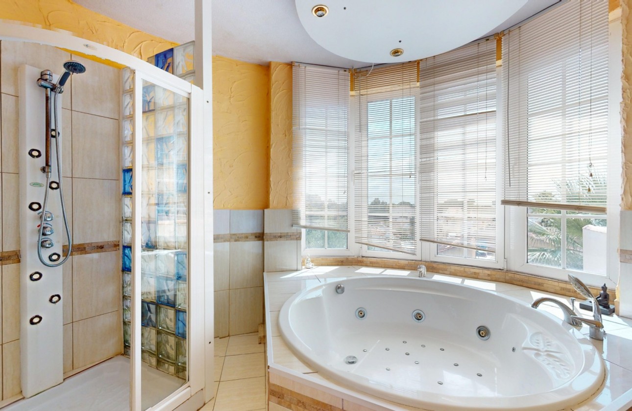 Revente - Villa - Orihuela Costa - La Zenia