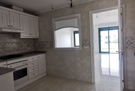 Resale - Apartment / flat - Orihuela Costa