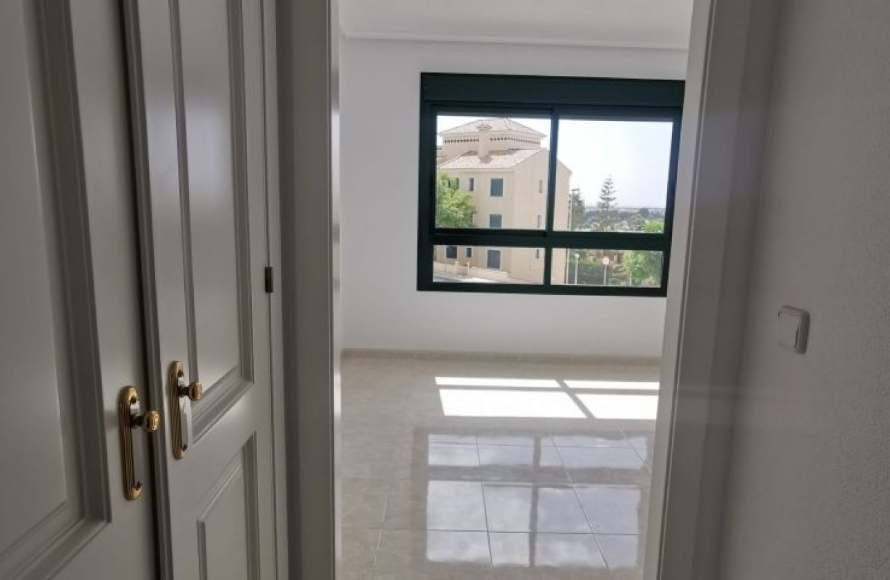 Resale - Apartment / flat - Orihuela Costa