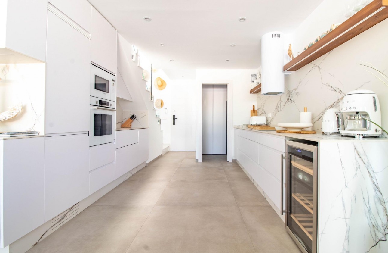 Reventa - Chalet - Santiago de la ribera - zona san blas