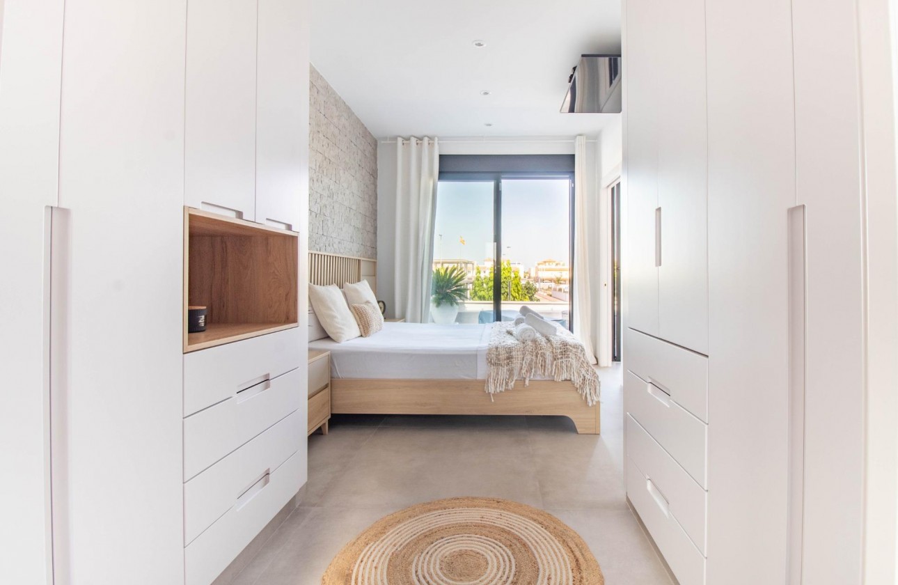 Reventa - Chalet - Santiago de la ribera - zona san blas