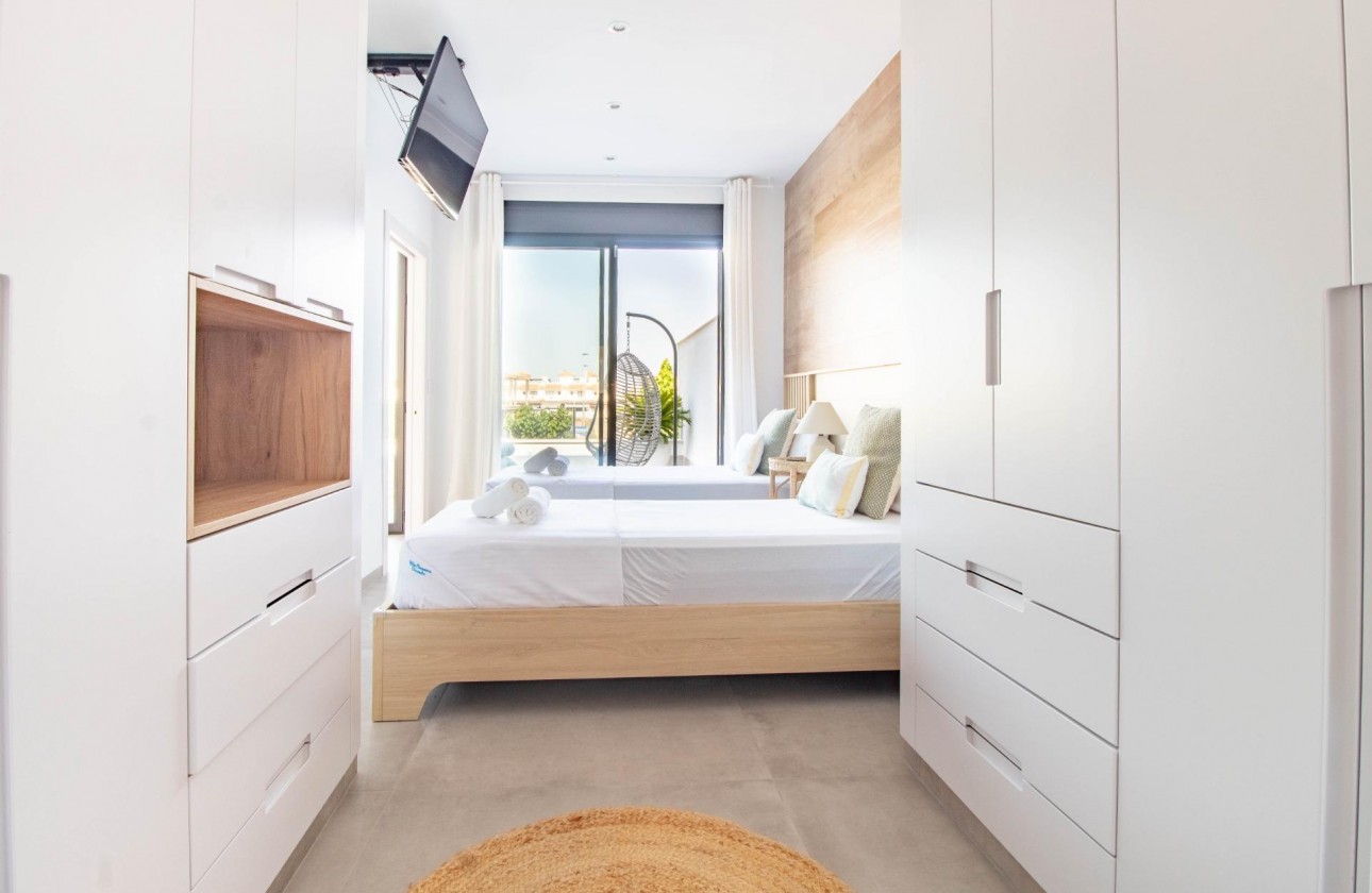 Reventa - Chalet - Santiago de la ribera - zona san blas