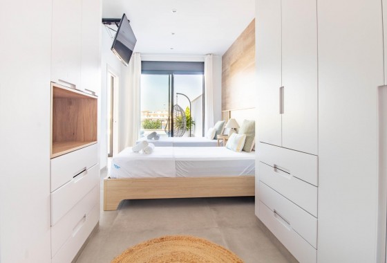 Reventa - Chalet - Santiago de la ribera - zona san blas