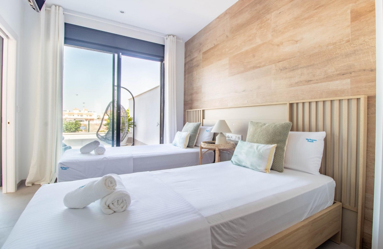 Reventa - Chalet - Santiago de la ribera - zona san blas