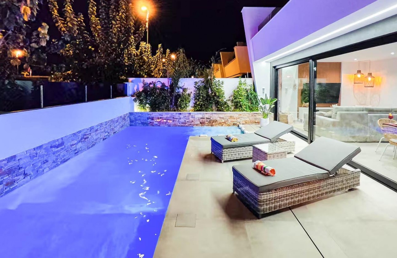 Reventa - Chalet - Santiago de la ribera - zona san blas