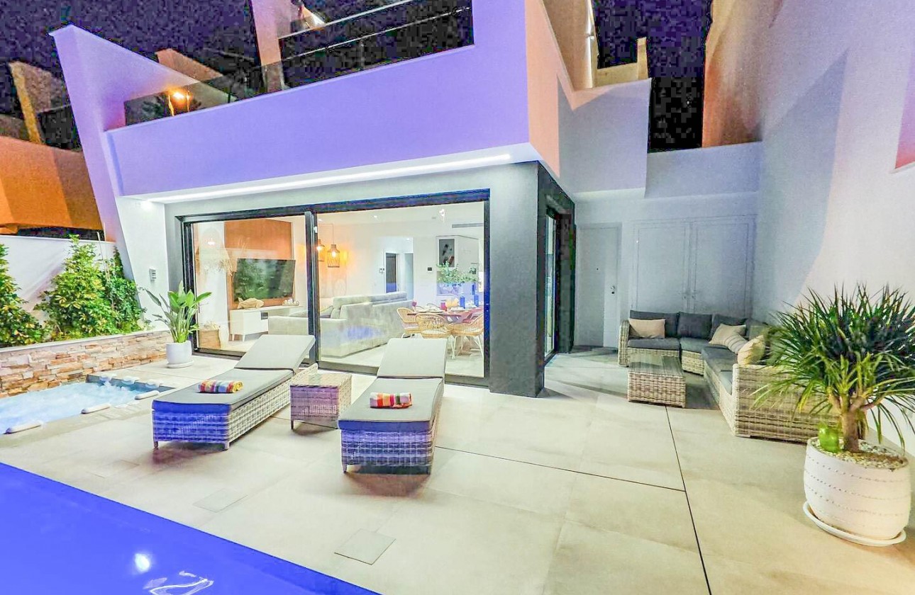 Reventa - Chalet - Santiago de la ribera - zona san blas