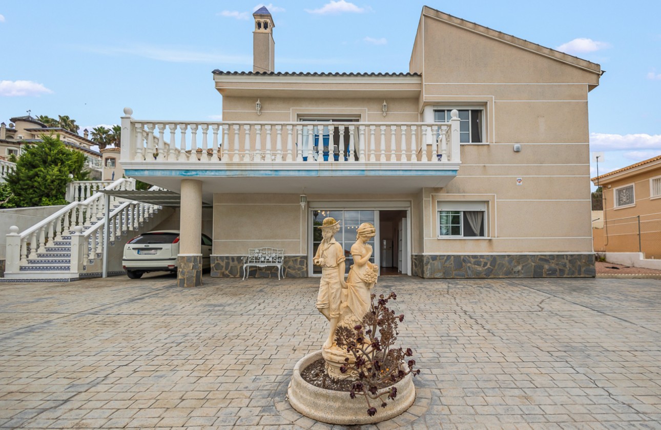 Resale - Villa - Algorfa