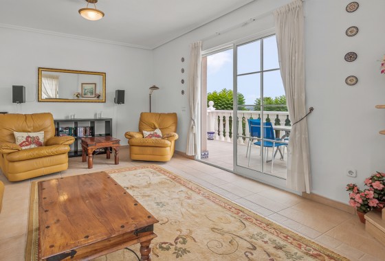 Resale - Villa - Algorfa