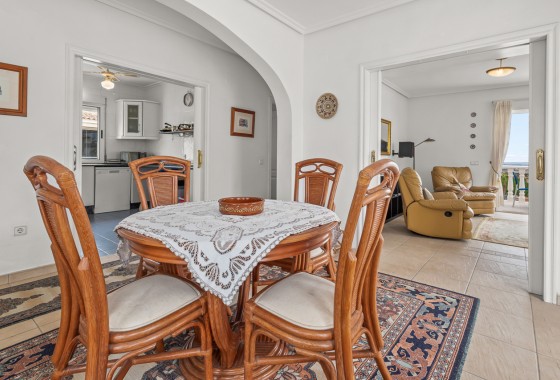 Resale - Villa - Algorfa