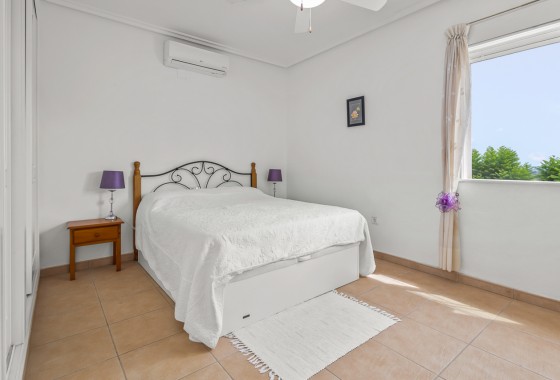 Resale - Villa - Algorfa