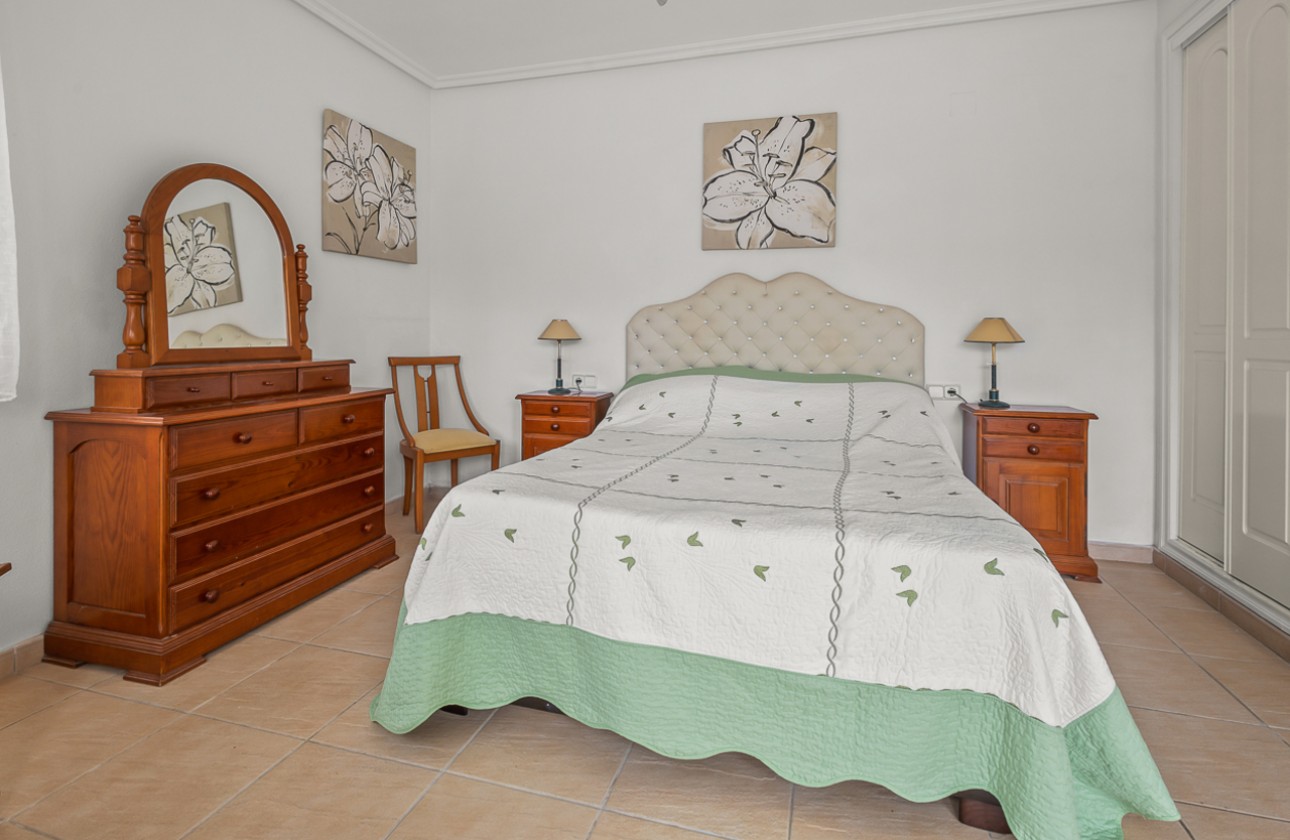 Resale - Villa - Algorfa