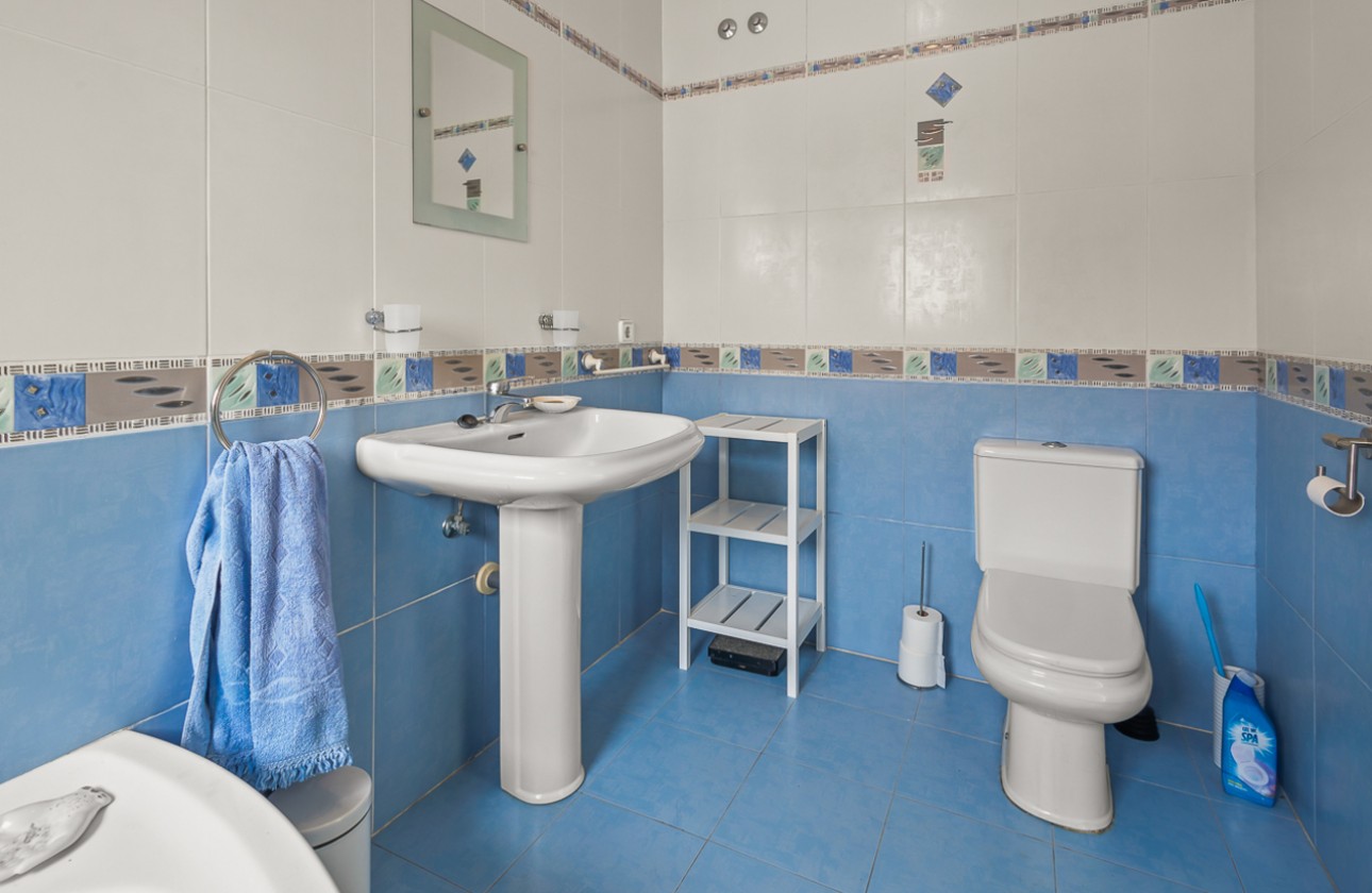 Resale - Villa - Algorfa