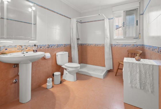 Resale - Villa - Algorfa