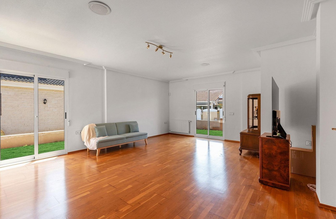 Revente - Villa - Pilar de la Horadada - La Torre de la Horadada