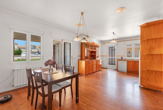 Revente - Villa - Pilar de la Horadada - La Torre de la Horadada