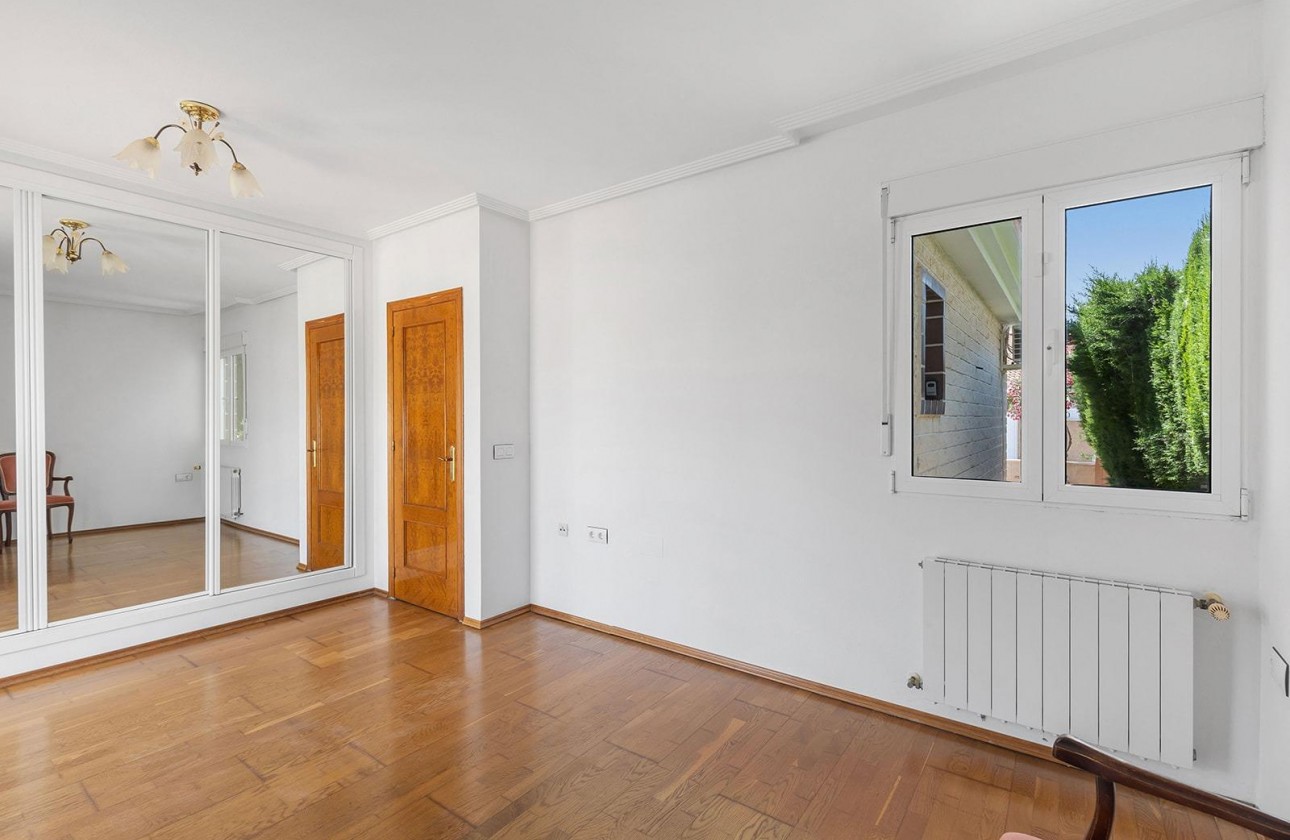 Revente - Villa - Pilar de la Horadada - La Torre de la Horadada