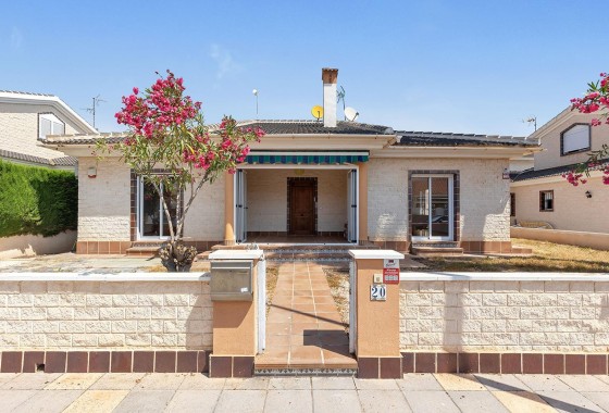 Revente - Villa - Pilar de la Horadada - La Torre de la Horadada