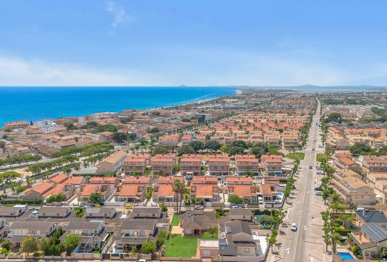 Revente - Villa - Pilar de la Horadada - La Torre de la Horadada