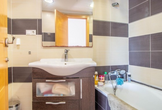 Revente - Appartement - Torrevieja - Acequion