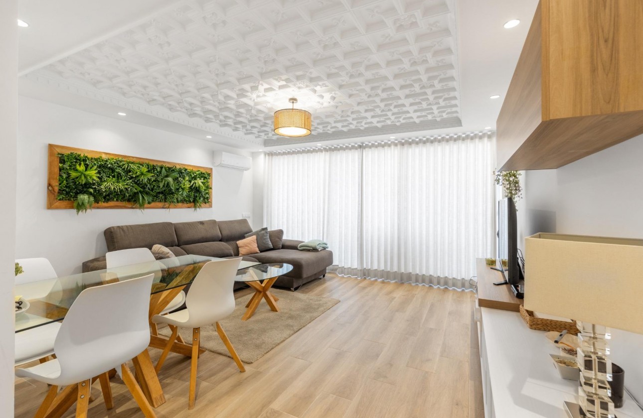 Revente - Appartement - Torrevieja - Acequion