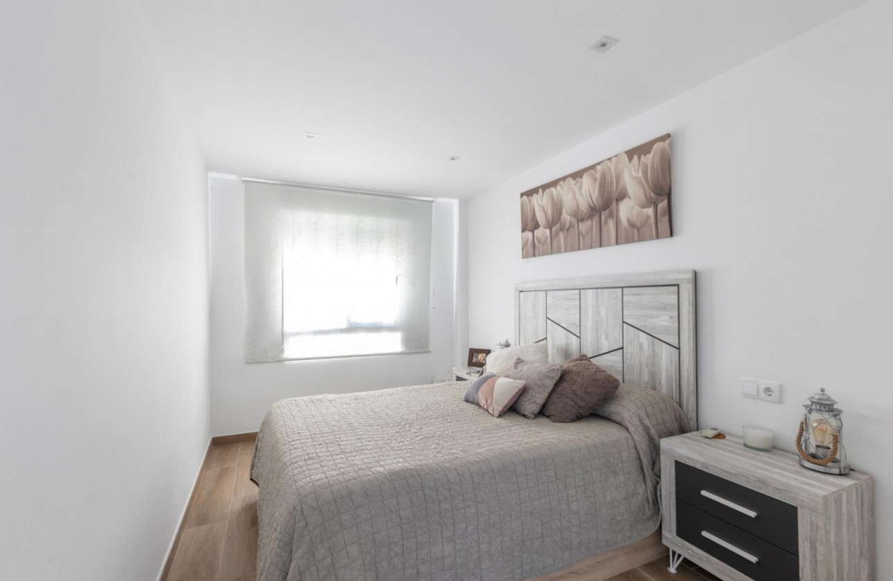 Revente - Appartement - Torrevieja - Acequion