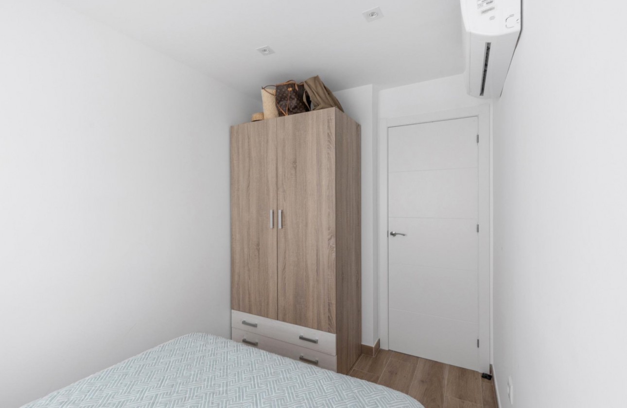 Revente - Appartement - Torrevieja - Acequion