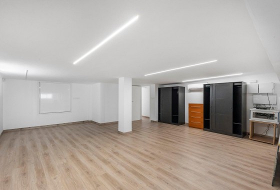 Resale - Villa - Torrevieja - Aguas Nuevas