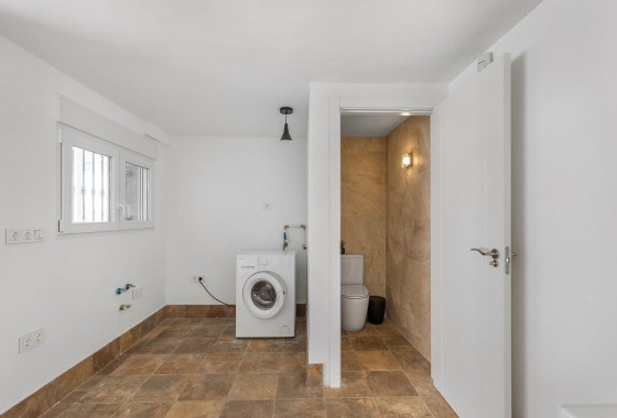 Resale - Villa - Torrevieja - Aguas Nuevas