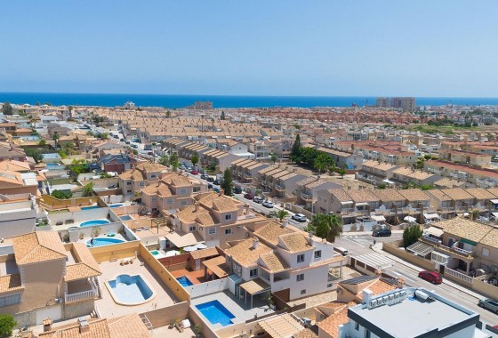 Resale - Villa - Torrevieja - Aguas Nuevas