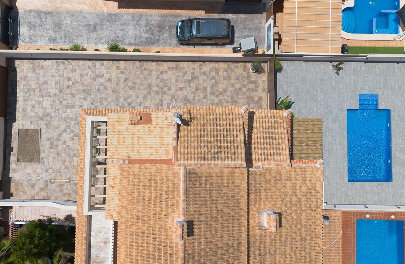 Resale - Villa - Torrevieja - Aguas Nuevas