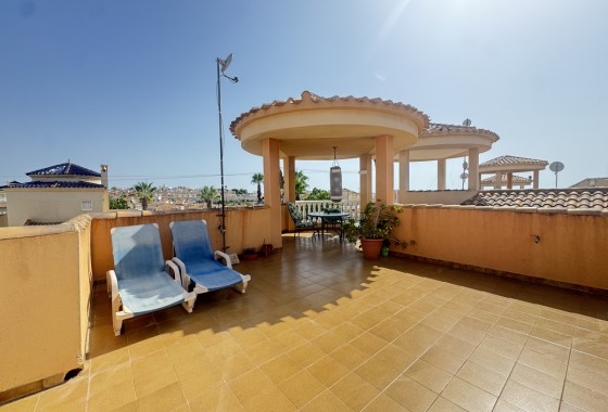 Resale - Villa - Villamartin