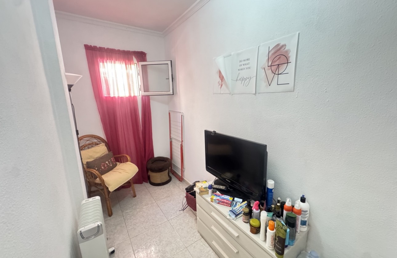 Resale - Villa - Villamartin