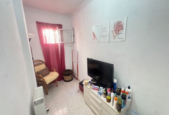 Resale - Villa - Villamartin