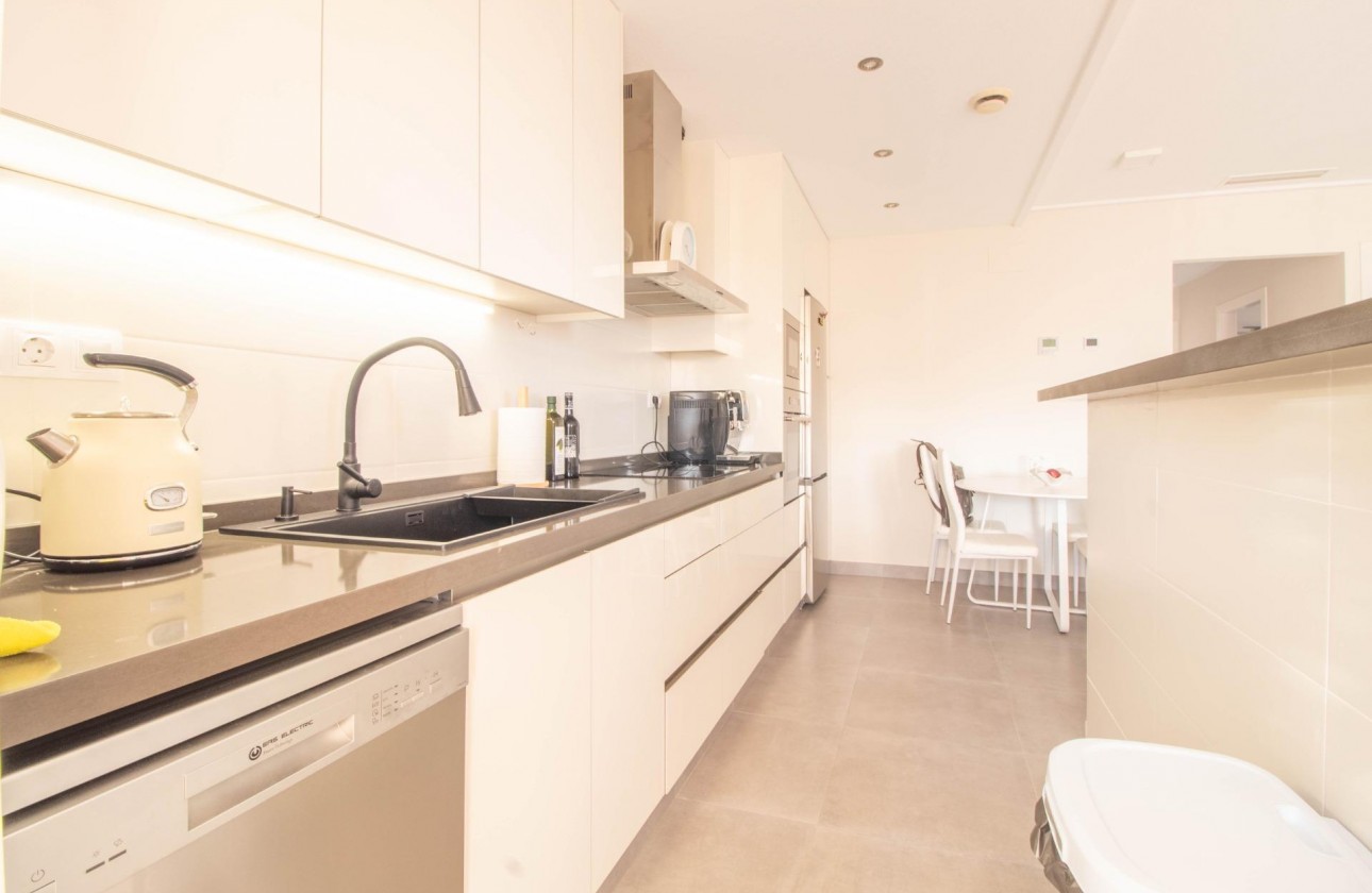 Resale - Bungalow - Torrevieja - Punta prima