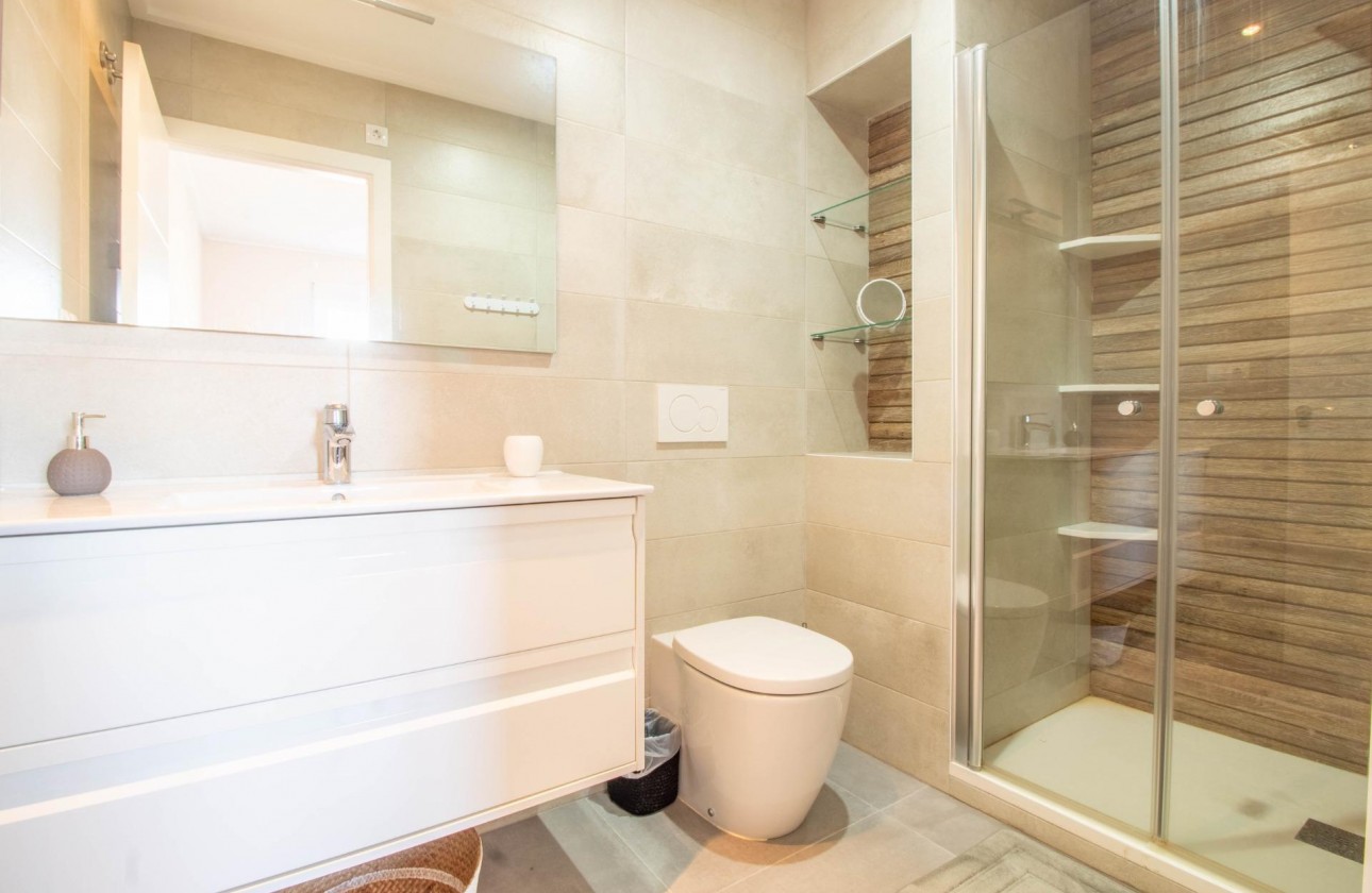 Resale - Bungalow - Torrevieja - Punta prima