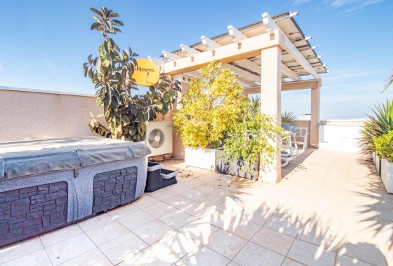 Resale - Bungalow - Torrevieja - Punta prima