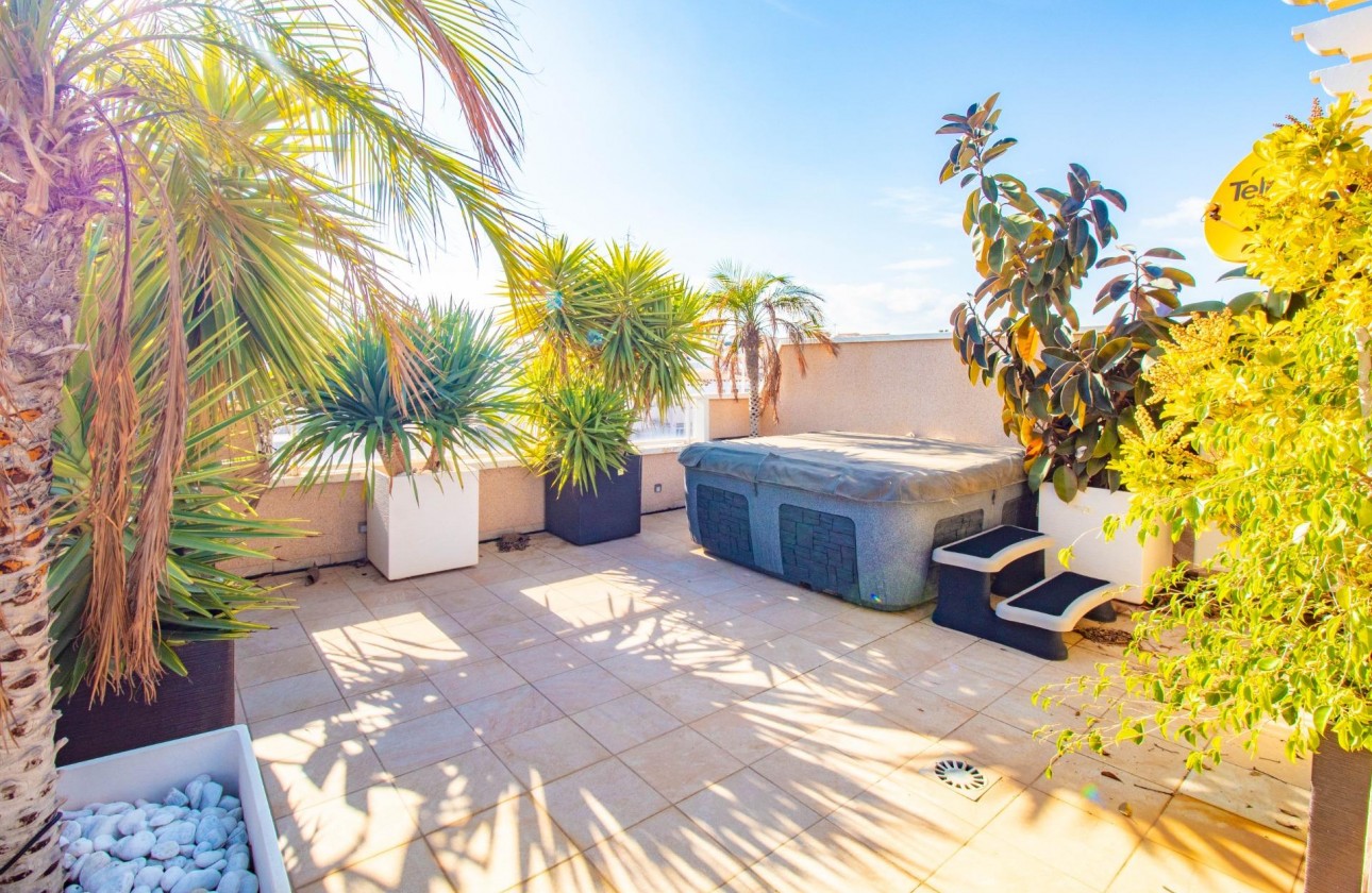 Resale - Bungalow - Torrevieja - Punta prima