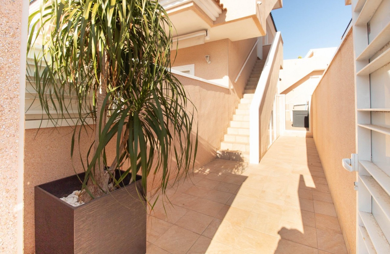 Resale - Bungalow - Torrevieja - Punta prima