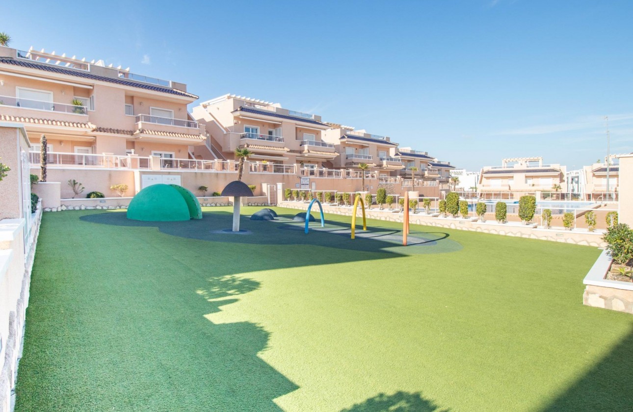 Resale - Bungalow - Torrevieja - Punta prima
